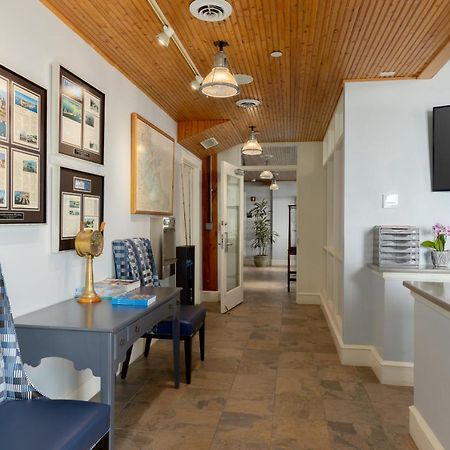 Boston Yacht Haven Hotel Exterior photo